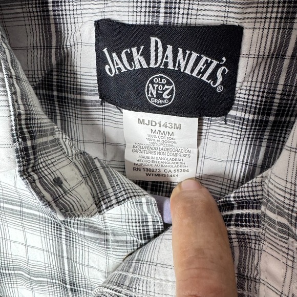 Wrangler Jack Daniels Shirt Mens M Gray Plaid Embroidered Bar Whiskey Pearl Snap - Picture 7 of 14